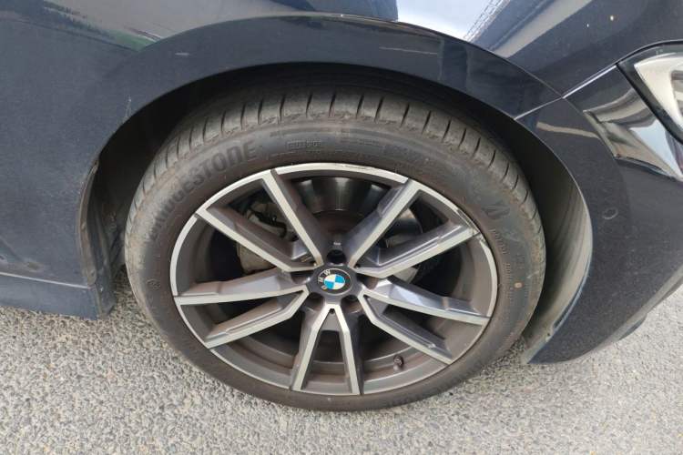 Used BMW 3 Series 2021 Second Facelift 325Li M Sport Package Exterior 7