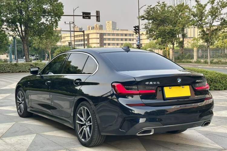 Used BMW 3 Series 2021 320Li M Sport Package Exterior 8