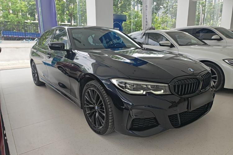 Used BMW 3 Series 2021 Facelifted 325Li M Sport Night Edition Package Front Right 45 Deg
