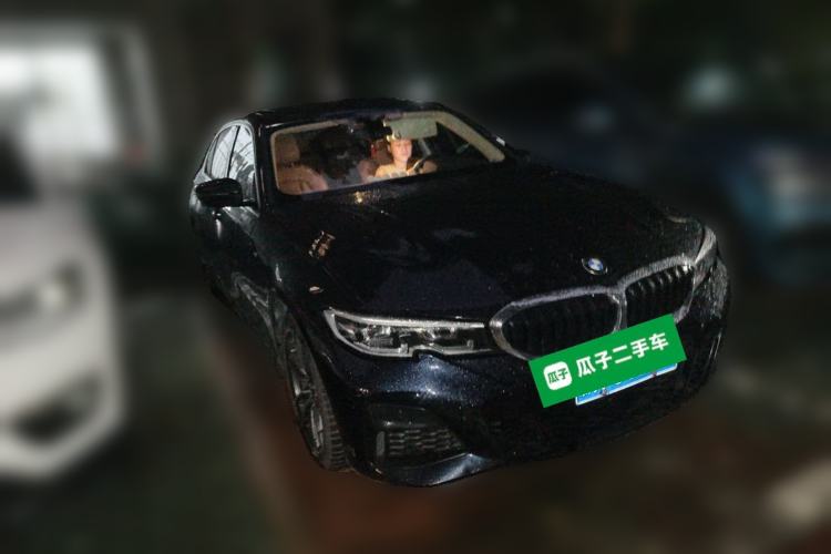 Used BMW 3 Series 2021 Facelifted 320Li M Sport Package Front Right 45 Deg