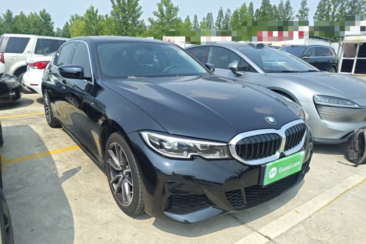 Used BMW 3 Series 2021 320Li M Sport Package Front Right 45 Deg
