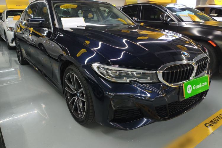 Used BMW 3 Series 2021 Second Facelift 320Li M Sport Package Front Right 45 Deg
