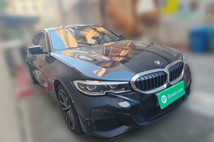 Used BMW 3 Series 2021 Facelifted 320Li M Sport Package Front Right 45 Deg