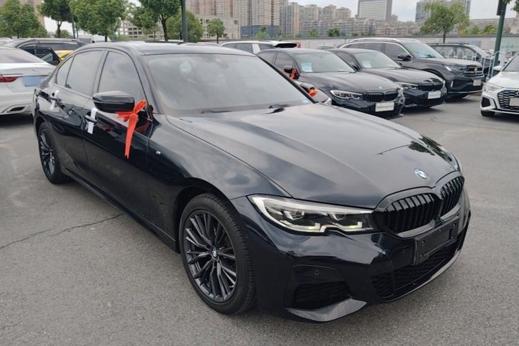 Used BMW 3 Series 2021 325Li M Sport Shadowline Package Front Right 45 Deg