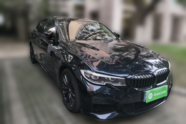 Used BMW 3 Series 2021 330i M Sport Night Edition Front Right 45 Deg