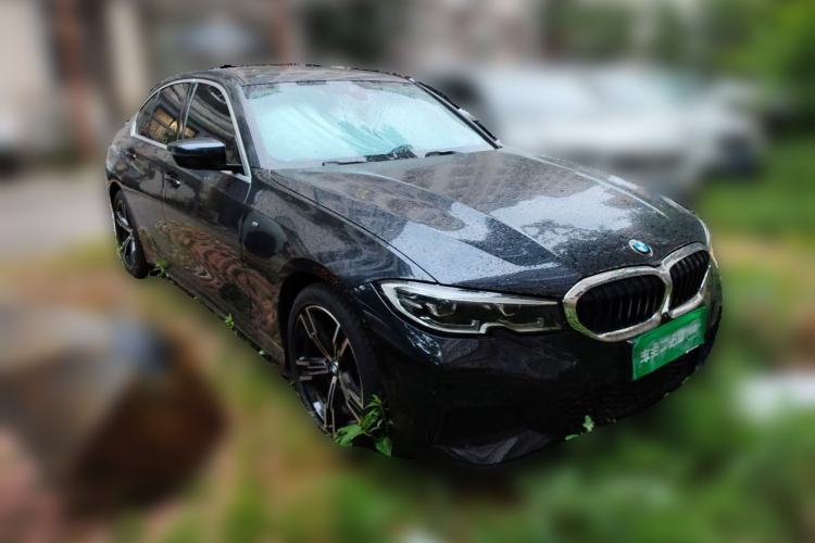 Used BMW 3 Series 2021 Restyled 325i M Sport Package Front Right 45 Deg