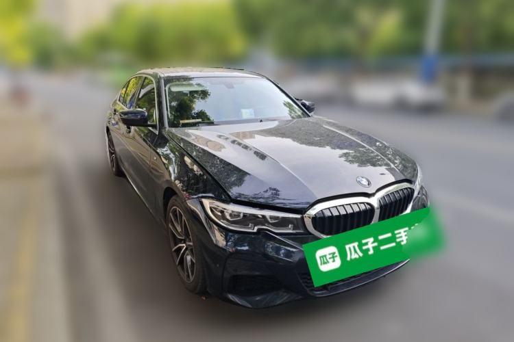 Used BMW 3 Series 2021 Facelifted 320Li M Sport Package Front Right 45 Deg
