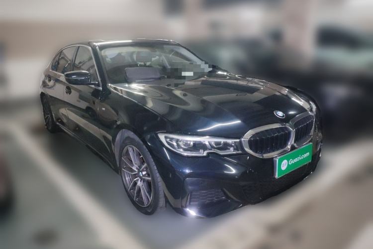 Used BMW 3 Series 2021 Facelifted 320Li M Sport Package Front Right 45 Deg