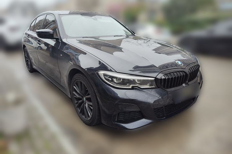 Used BMW 3 Series 2021 325i M Sport Night Edition package Front Right 45 Deg