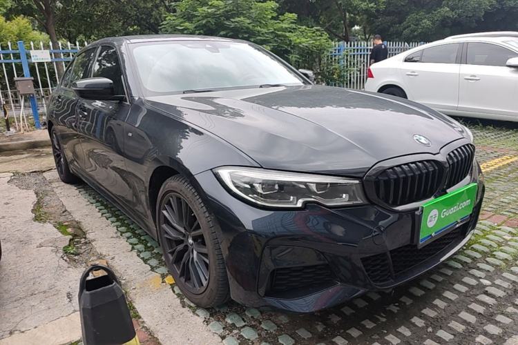 Used BMW 3 Series 2021 Second Facelift 325Li M Sport Night Edition Package Front Right 45 Deg
