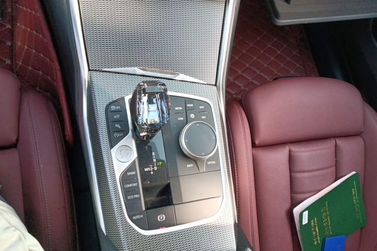 Used BMW 3 Series 2021 Second Facelift 330i M Sport Night Edition Package Gear Lever
