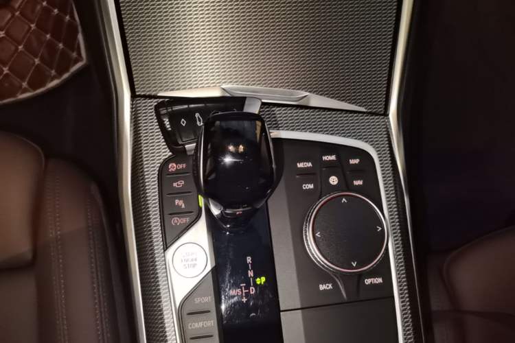 Used BMW 3 Series 2021 325Li M Sport Shadowline Package Gear Lever