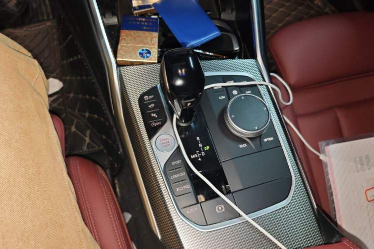 Used BMW 3 Series 2021 325i M Sport Night Edition package Gear Lever