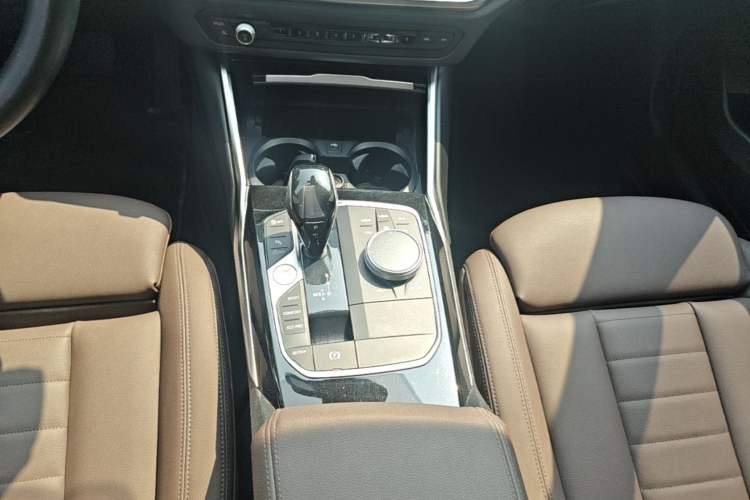 Used BMW 3 Series 2021 320Li M Sport Package Gear Lever