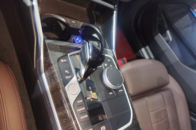 Used BMW 3 Series 2021 Second Facelift 325Li M Sport Package Gear Lever