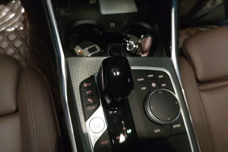 Used BMW 3 Series 2021 Restyled 325i M Sport Night Edition Package Gear Lever