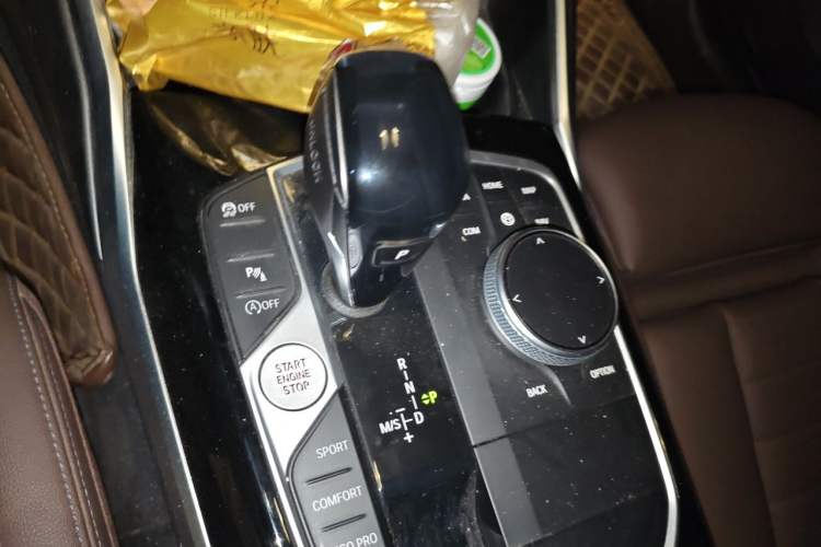 Used BMW 3 Series 2021 Second Facelift 320Li M Sport Package Gear Lever