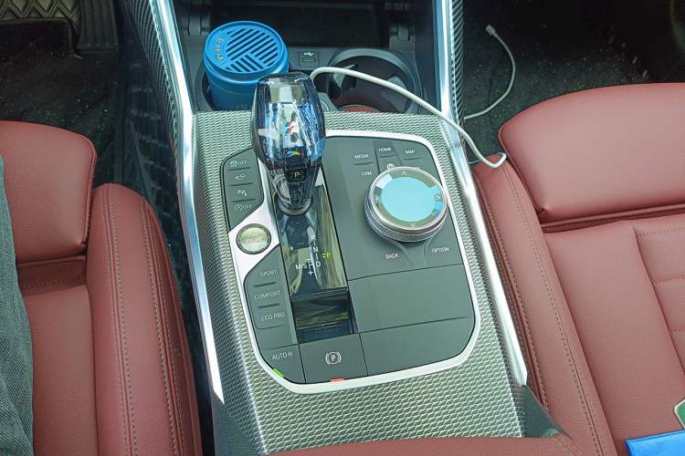Used BMW 3 Series 2021 Second Facelift 325Li M Sport Night Edition Package Gear Lever