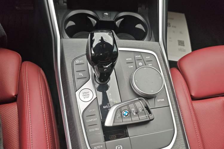 Used BMW 3 Series 2021 Restyled 325i M Sport Package Gear Lever