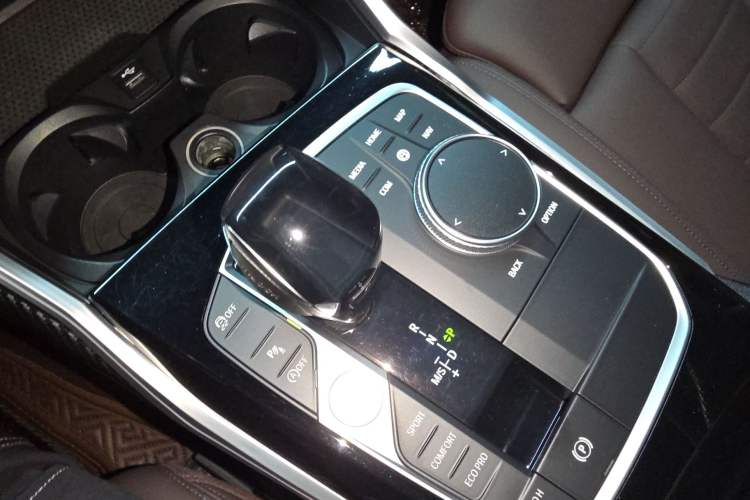 Used BMW 3 Series 2021 320Li M Sport Package Gear Lever