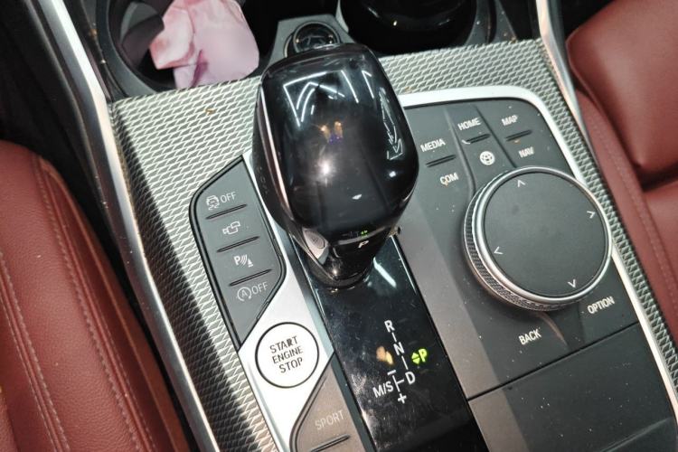 Used BMW 3 Series 2021 325i M Sport Night Edition package Gear Lever