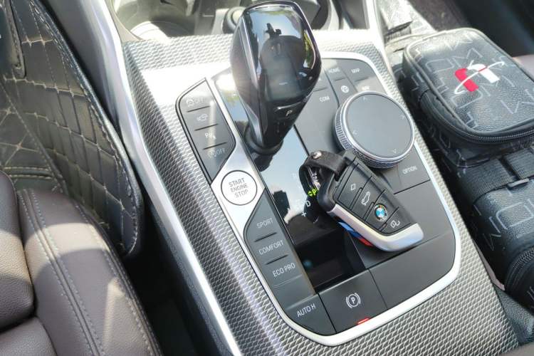 Used BMW 3 Series 2021 Facelifted 325Li M Sport Night Edition Package Gear Lever