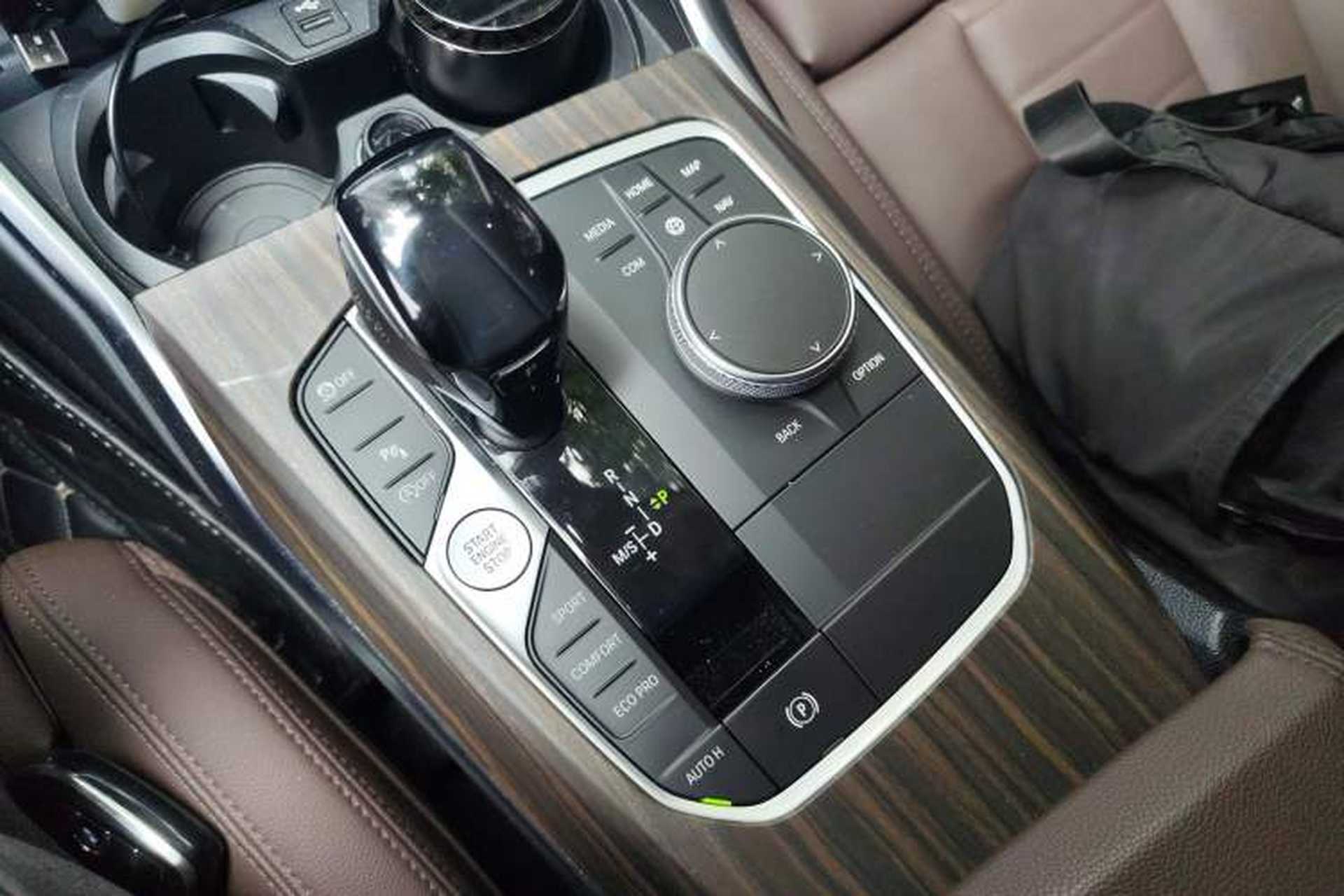 Used BMW 3 Series 2021 Facelifted 320Li M Sport Package Gear Lever