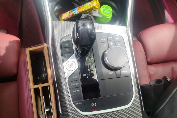 Used BMW 3 Series 2021 325i M Sport Night Edition package Gear Lever