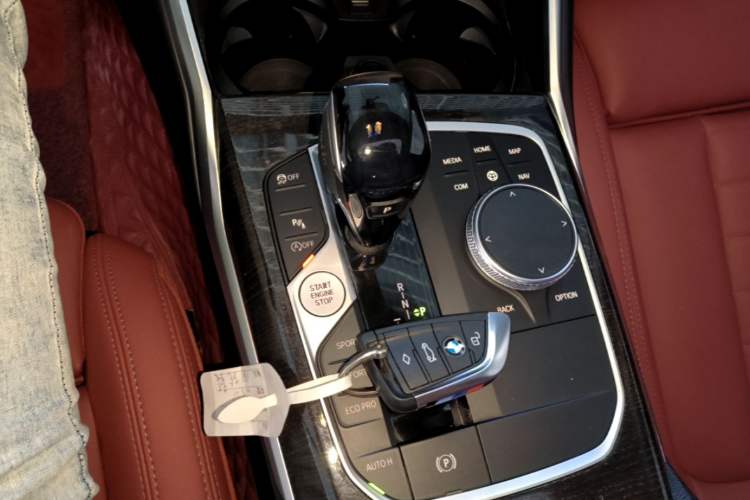 Used BMW 3 Series 2021 Second Facelift 325Li M Sport Package Gear Lever