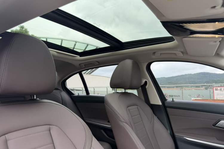 Used BMW 3 Series 2021 Restyled 325Li M Sport Package Headliner