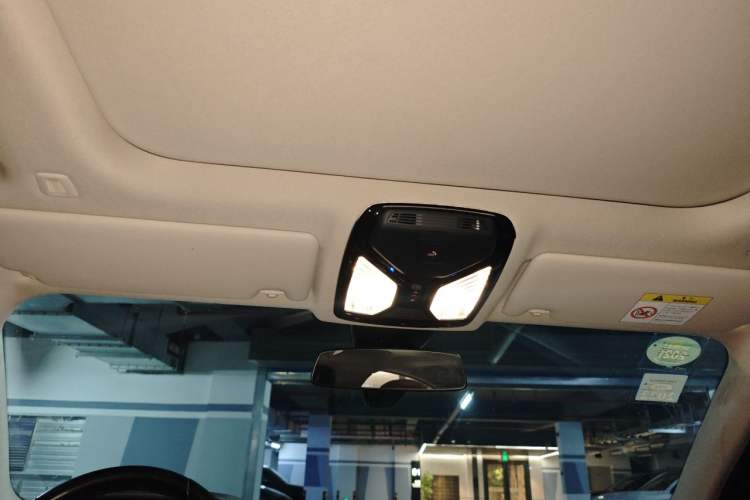 Used BMW 3 Series 2021 325i M Sport Night Edition package Headliner