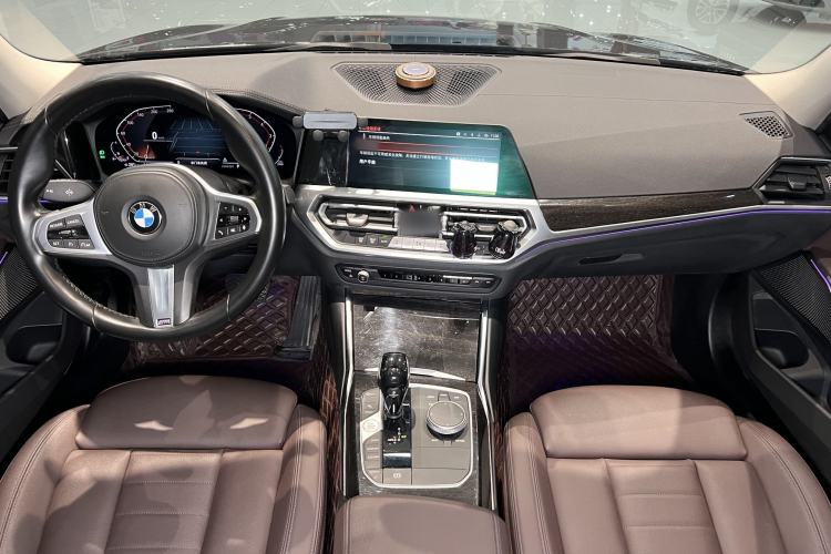 Used BMW 3 Series 2021 Restyled 325Li M Sport Package Interior 1