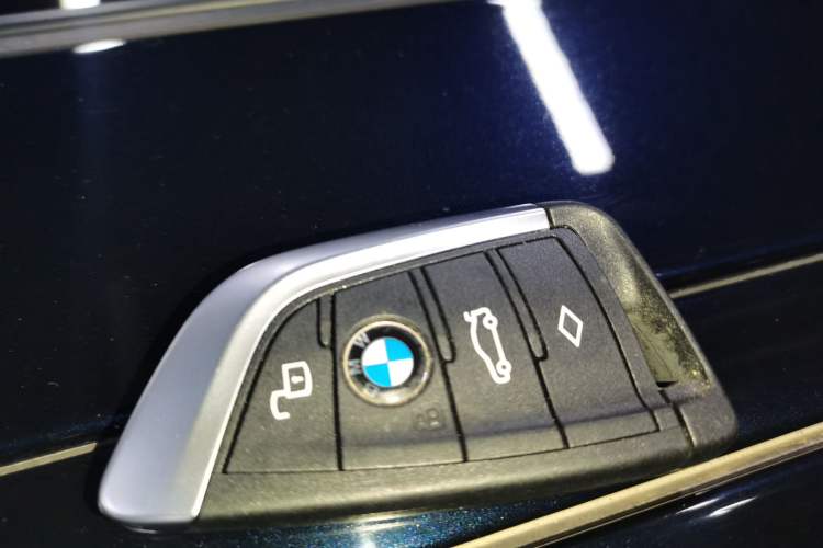 Used BMW 3 Series 2021 Second Facelift 325Li xDrive M Sport Package Interior 1