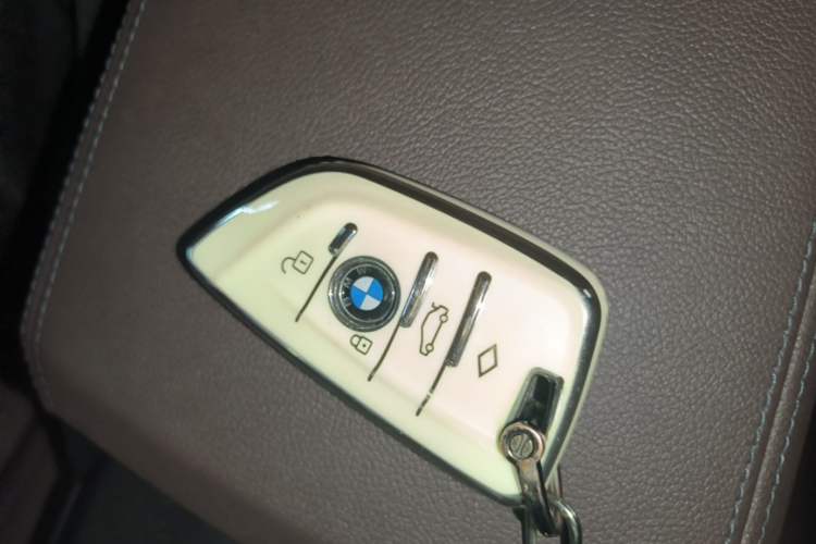 Used BMW 3 Series 2021 Second Facelift 325i M Sport Package Interior 1