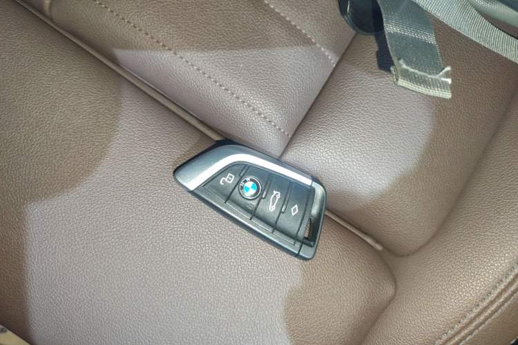 Used BMW 3 Series 2021 Second Facelift 325Li M Sport Package Interior 1