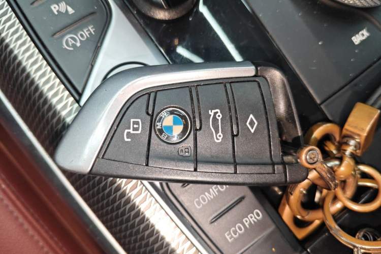 Used BMW 3 Series 2021 325i M Sport Night Edition package Interior 1