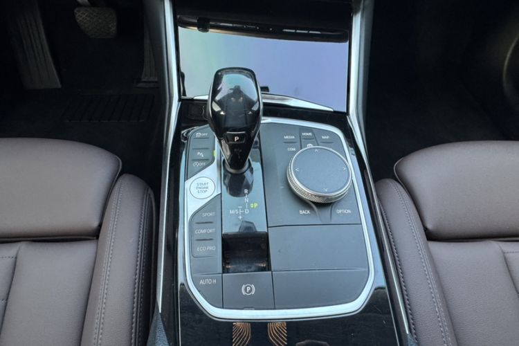 Used BMW 3 Series 2021 320Li M Sport Package Interior 10