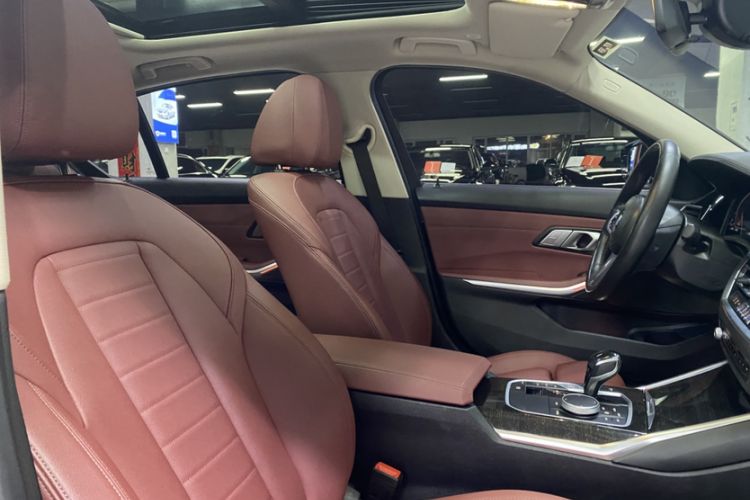 Used BMW 3 Series 2021 Second Facelift 325Li xDrive M Sport Package Interior 14