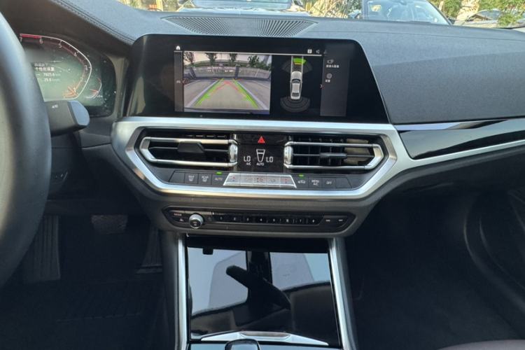 Used BMW 3 Series 2021 320Li M Sport Package Interior 2