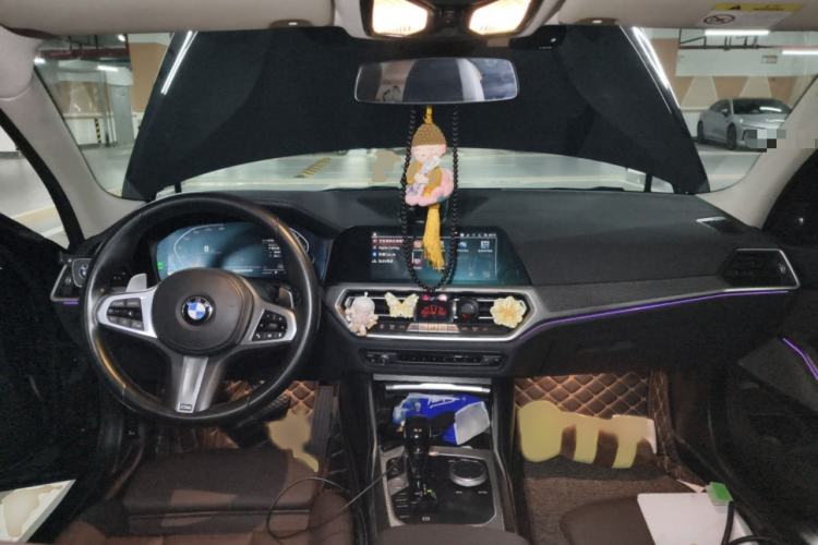 Used BMW 3 Series 2021 Restyled 325i M Sport Night Edition Package Interior 2