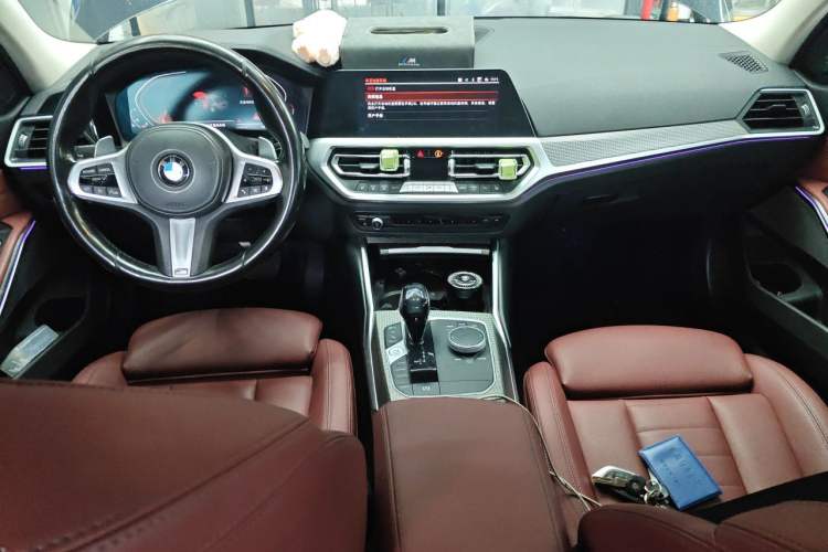 Used BMW 3 Series 2021 325i M Sport Night Edition package Interior 2