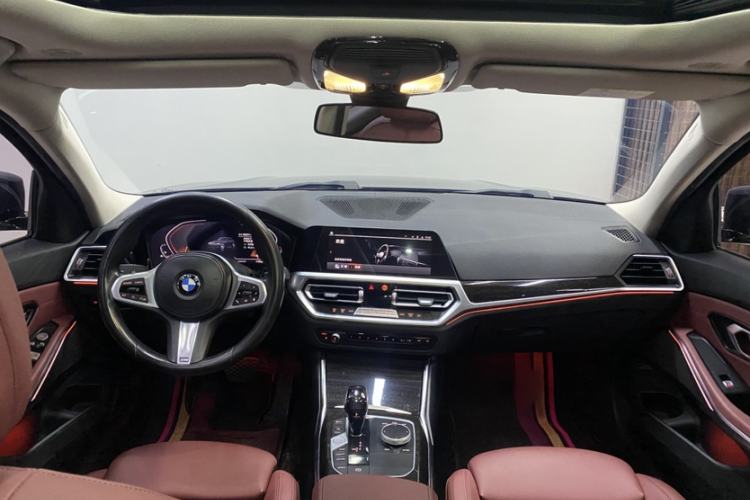 Used BMW 3 Series 2021 Second Facelift 325Li xDrive M Sport Package Interior 3
