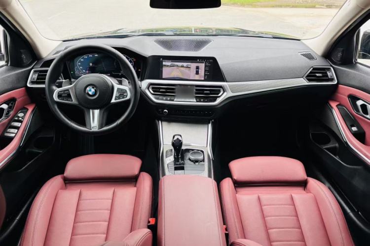 Used BMW 3 Series 2021 Second Facelift 330i M Sport Night Edition Package Interior 3