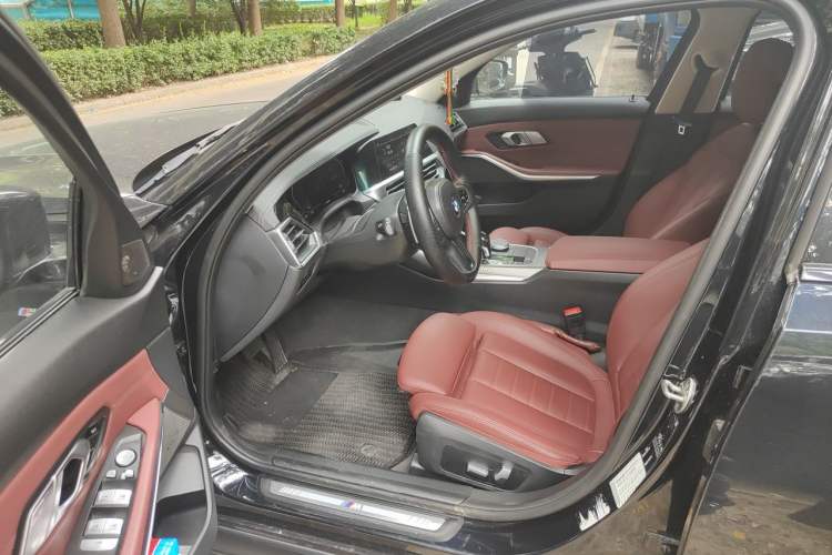 Used BMW 3 Series 2021 Second Facelift 325Li M Sport Night Edition Package Interior 3