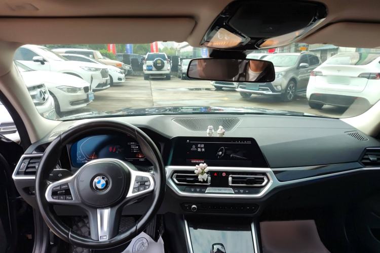 Used BMW 3 Series 2021 325Li M Sport Package Interior 3