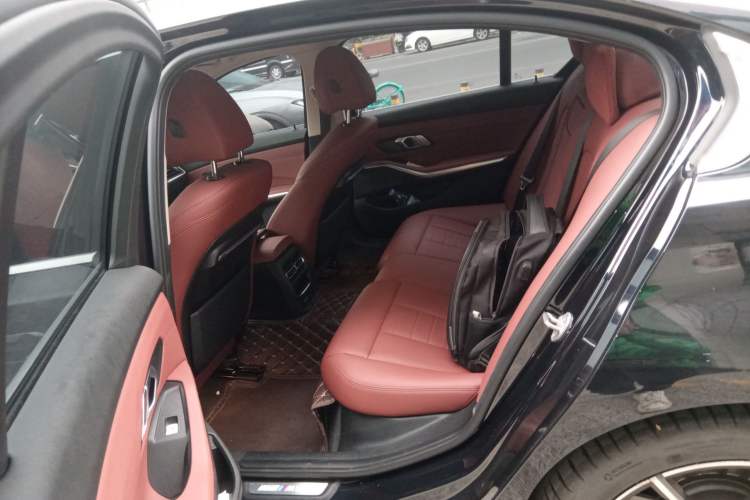Used BMW 3 Series 2021 Second Facelift 325Li M Sport Package Interior 4