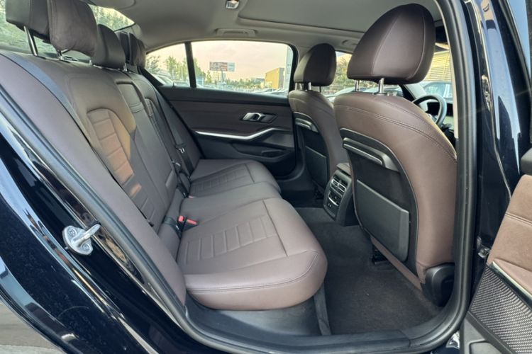 Used BMW 3 Series 2021 320Li M Sport Package Interior 4