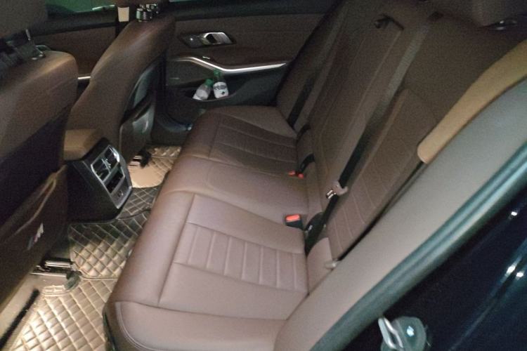 Used BMW 3 Series 2021 325i M Sport Night Edition package Interior 4