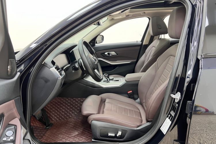 Used BMW 3 Series 2021 Facelifted 325Li M Sport Night Edition Package Interior 4