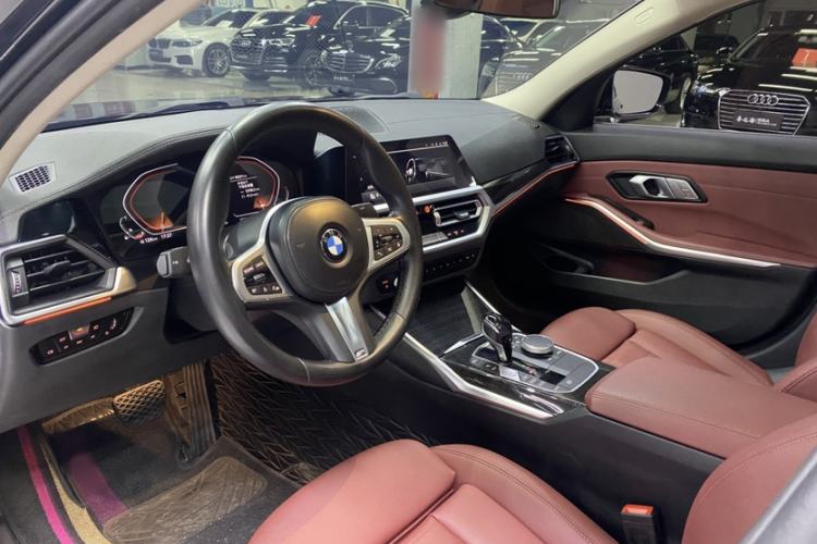 Used BMW 3 Series 2021 Second Facelift 325Li xDrive M Sport Package Interior 7